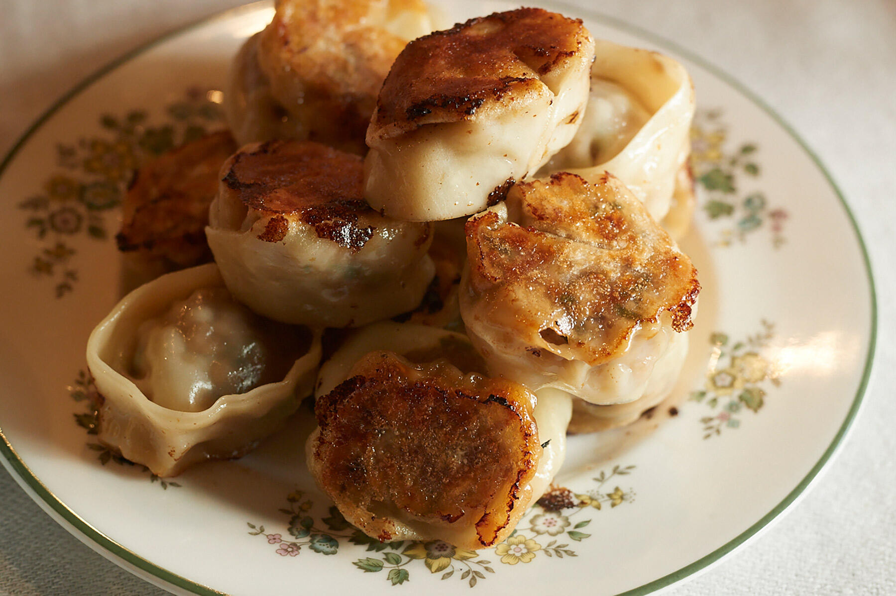 なすの胡麻味噌餃子
