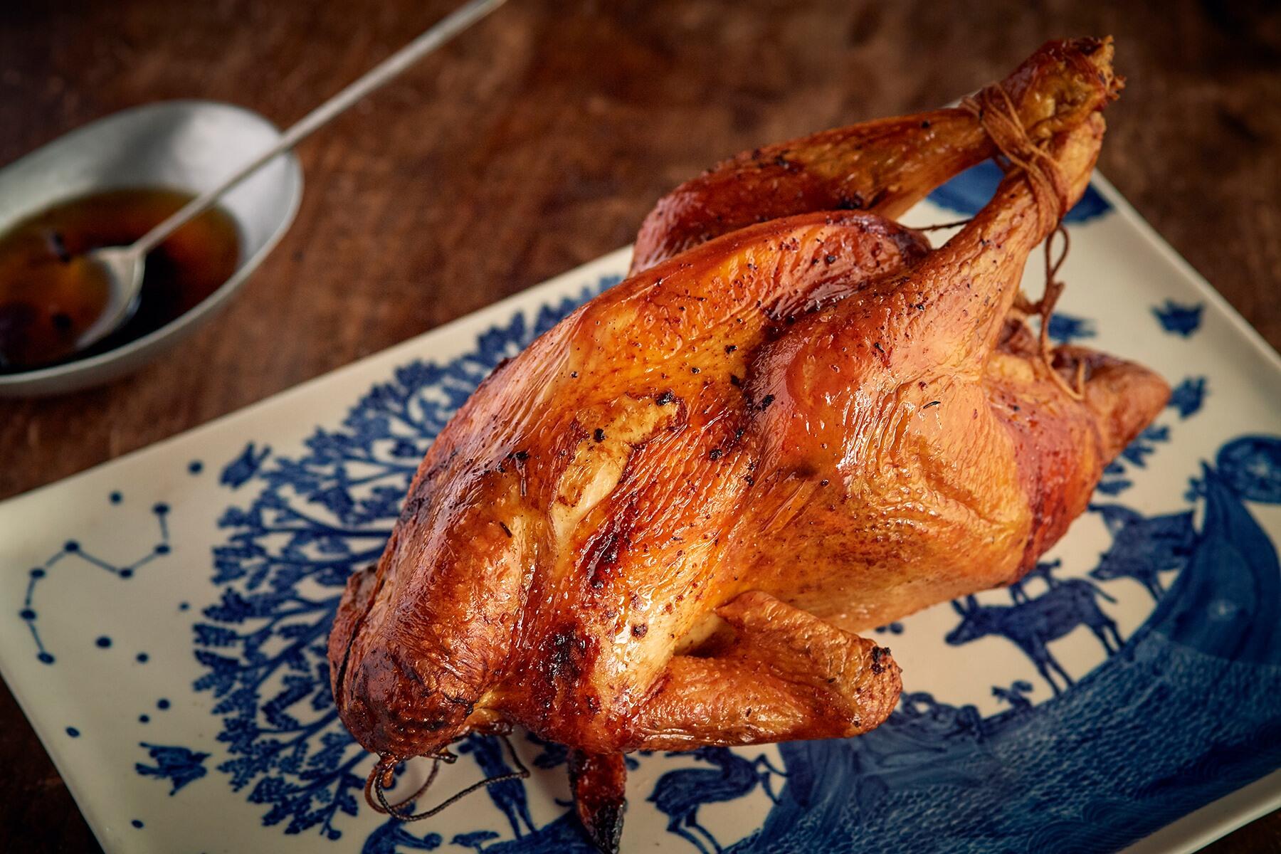しっとり中身までおいしい“ローストチキン”