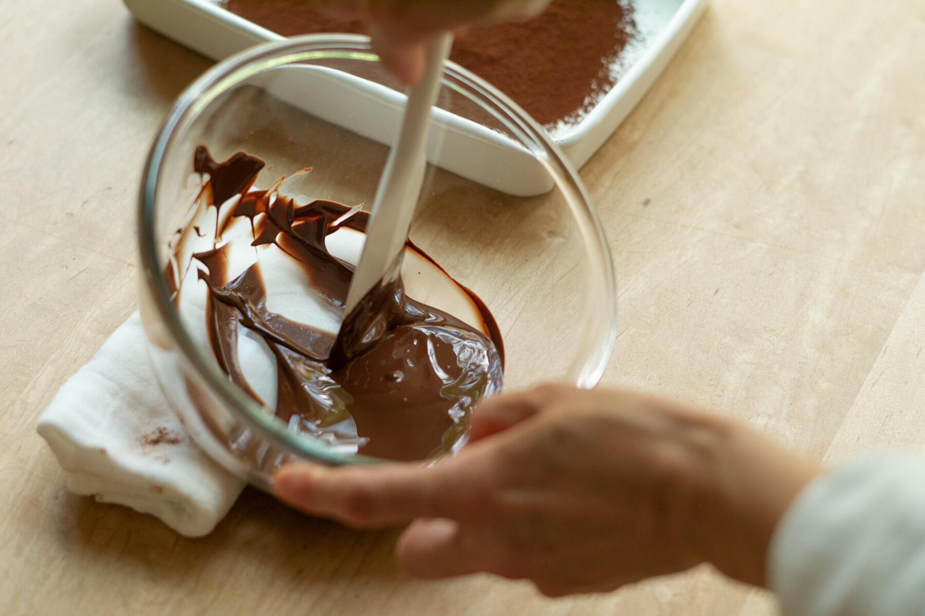 コーティング用のチョコレートを溶かす