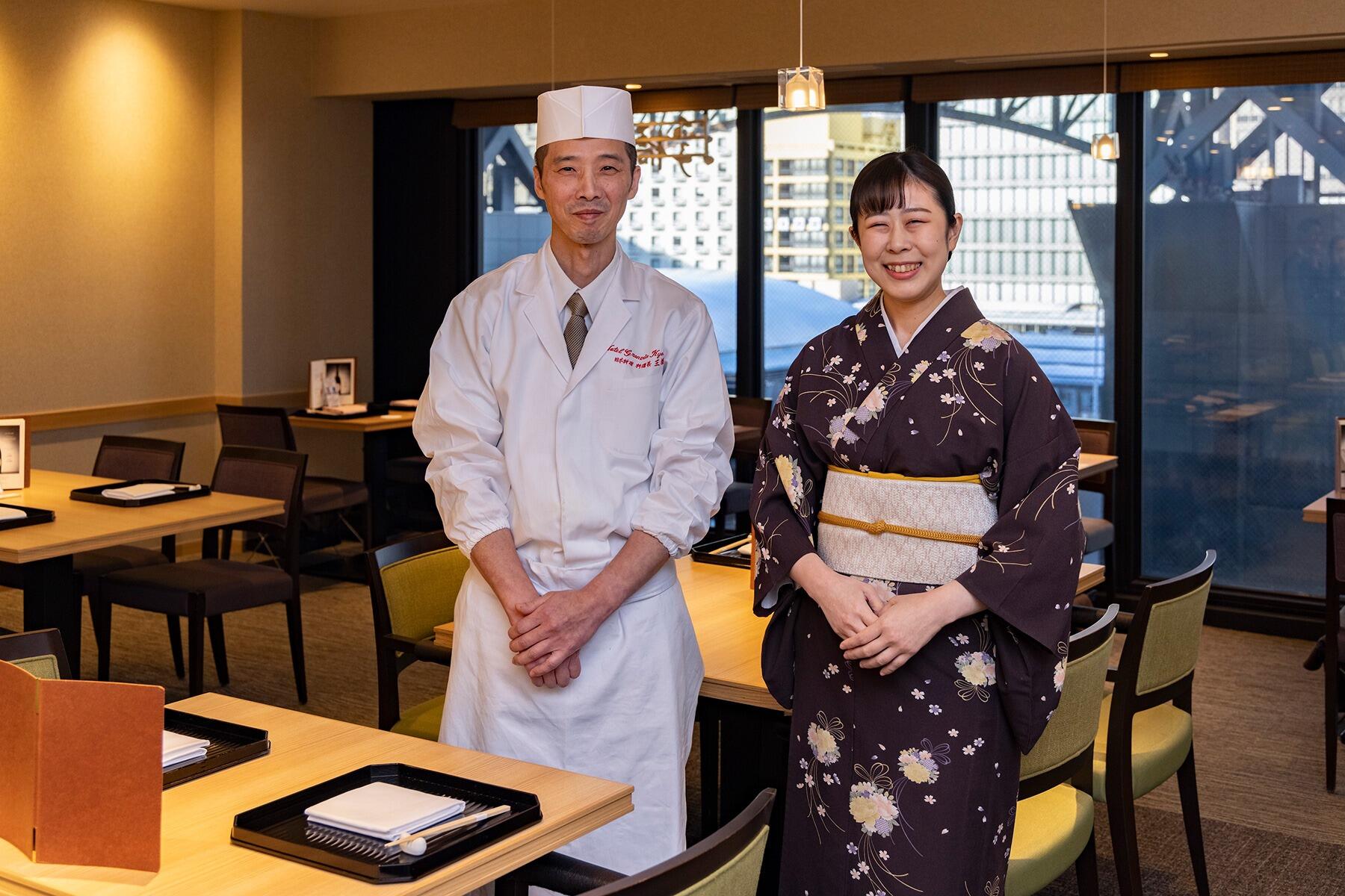 三瀬洋料理長と新谷菜月さん