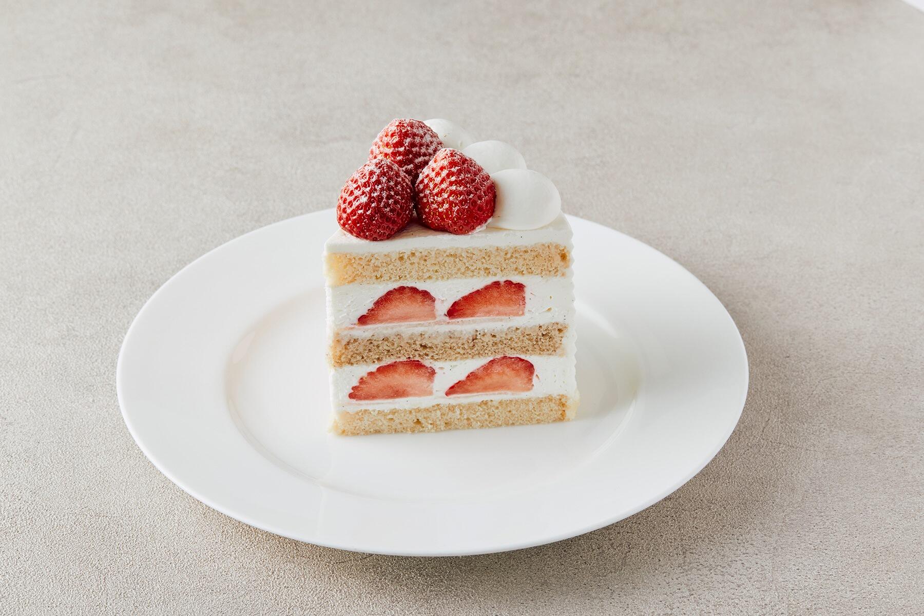 新エクストラスーパーあまおうショートケーキ