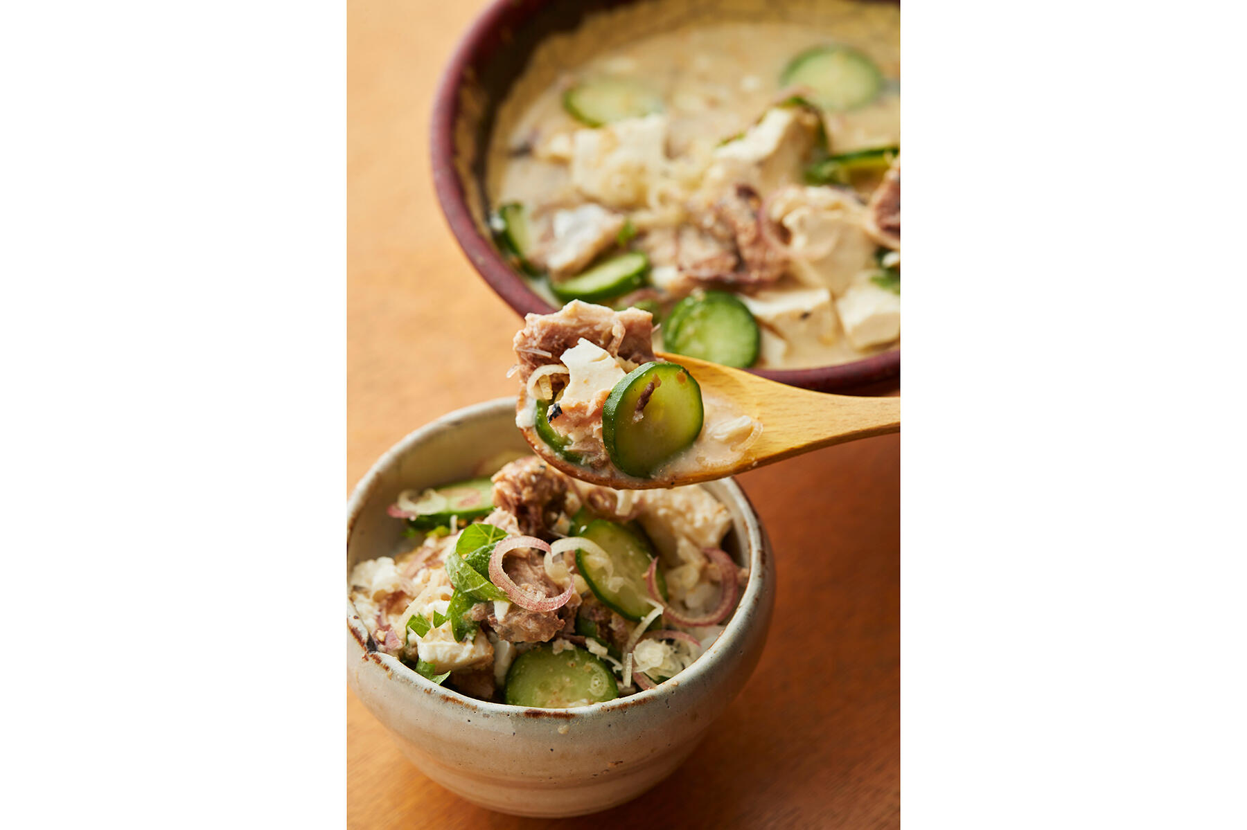 かっこむ快感がたまらない！“サバ缶冷や汁”