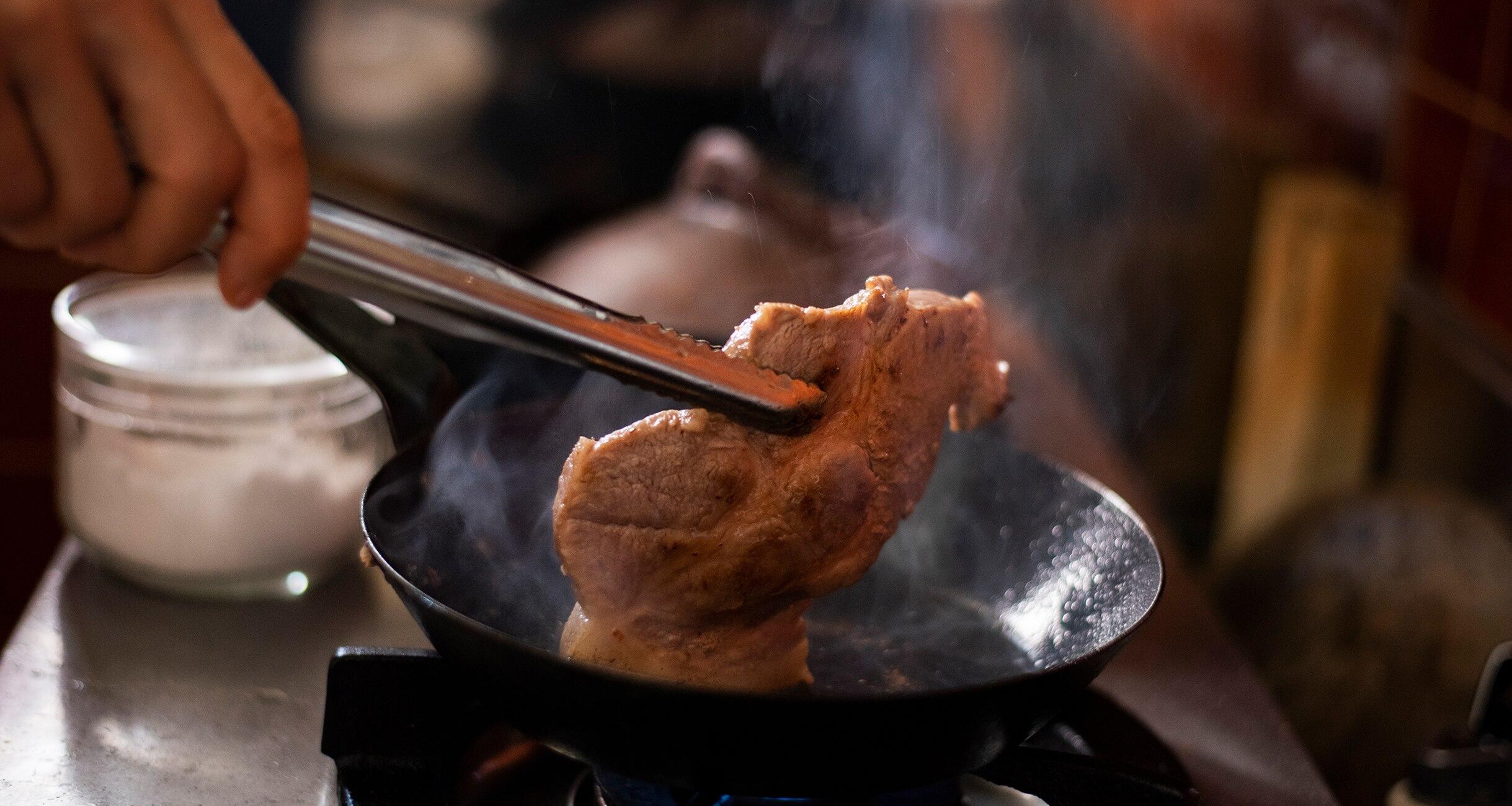 スペインポークの塊肉を料理する5日間。