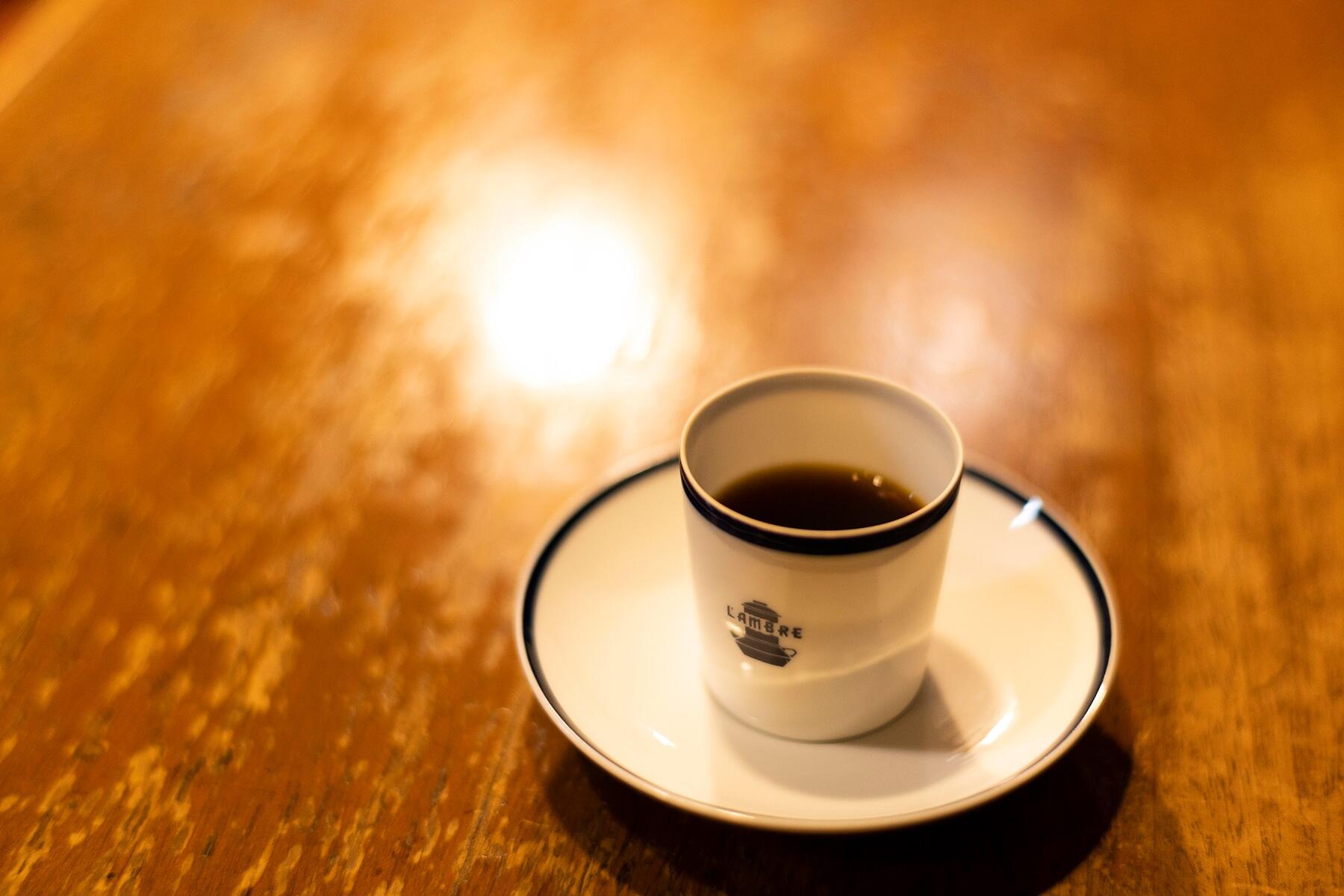 銀座「カフェ・ド・ランブル」は、一杯のコーヒーのために全身全霊を 