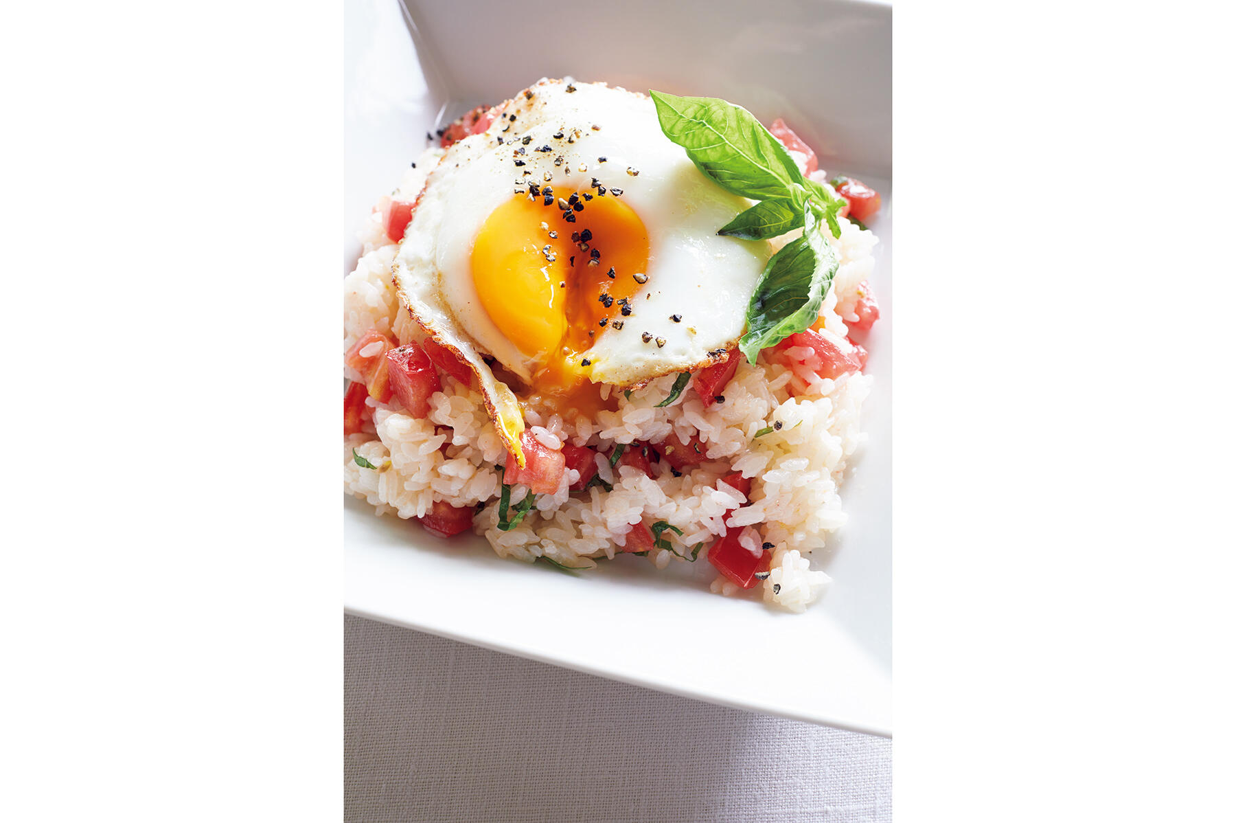 トマトバター混ぜご飯