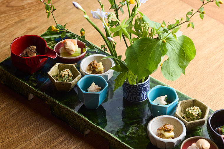 【知りたい、軽井沢エリアの行きつけ③】野山の滋味を盛り込んだ京の摘草料理を東御市で継承『草如庵』〜アマゾンカカオ・太田哲雄さんの紹介
