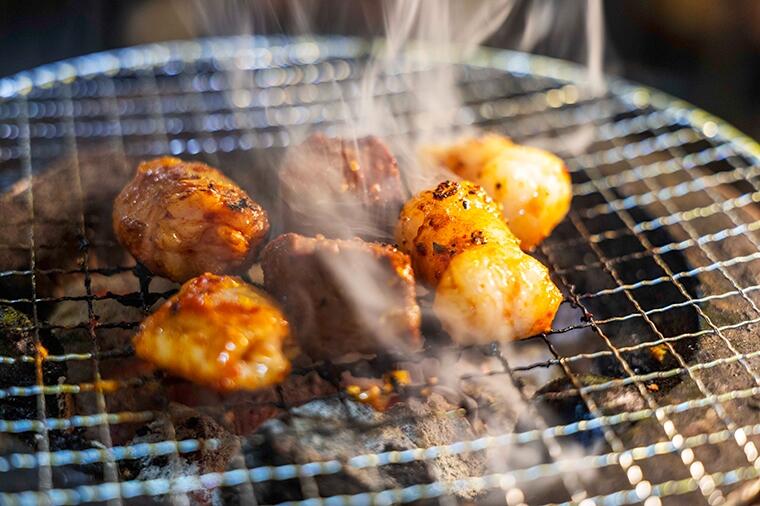 【錦糸町】分厚いタン先に、黒毛和牛のロース！　昼12時から肉と酒を楽しむ焼肉酒場「錦糸町ホルモン天狗 本店」