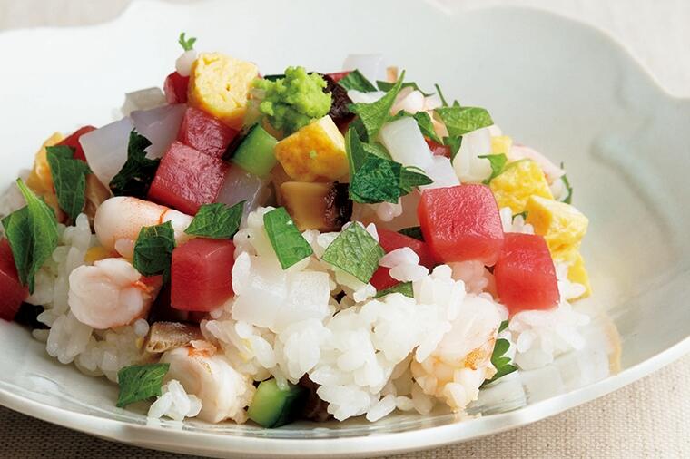 【ロカボレシピ】華やかで満足感たっぷり!「バラちらし」(1人分の糖質27.1g)