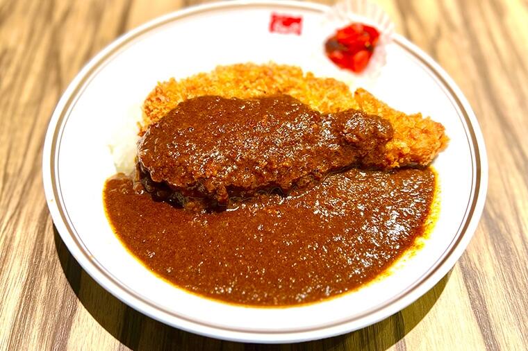日本に住んでいてよかったと思えるカツカレー|松尾貴史のカレードスコープ(54)