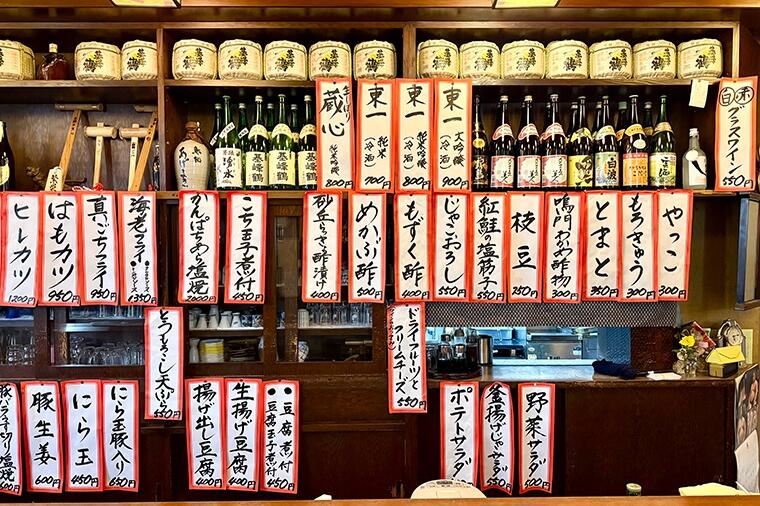 【佐賀・鳥栖の老舗和食店でひとり飲み】地域に根づいた楽園で美味美酒と巡り合う