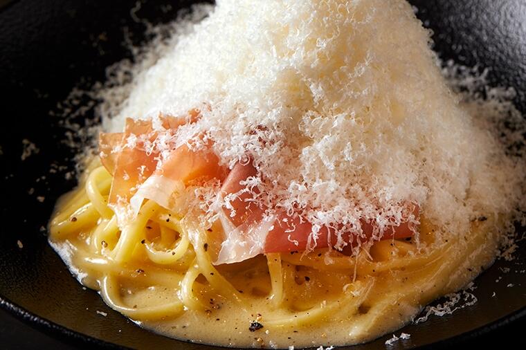 バターとチーズでたっぷり65レシピ!dancyu秋号「舌も心もとろかすバターとチーズ」(9月5日発売、全160ページ)