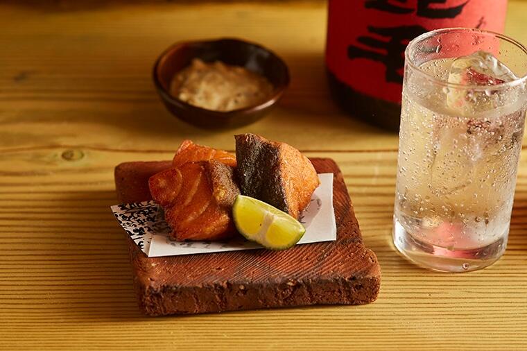 【鮭でご飯が酒が無限に進む!】旨味がほとばしる、やみつき鮭レシピ3選